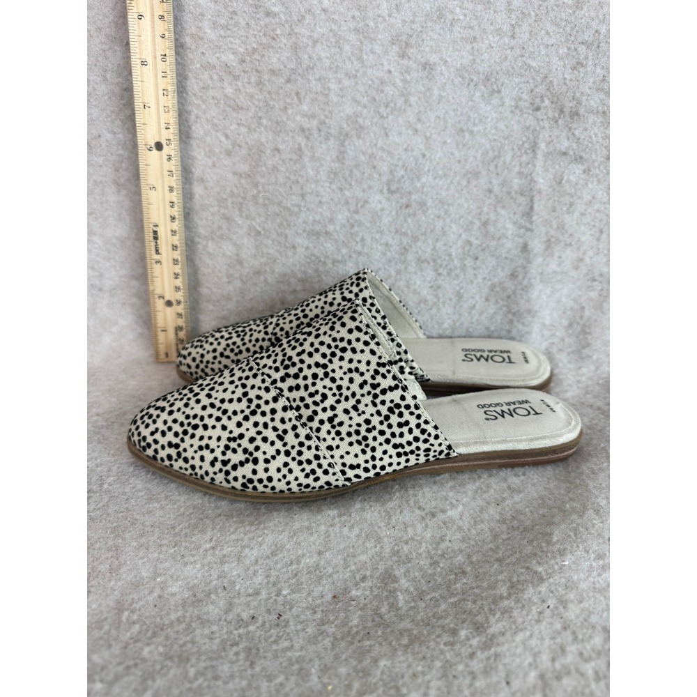 TOMS Slip On Mules Women US W 7.5 Leopard Print Flats Casual Shoes